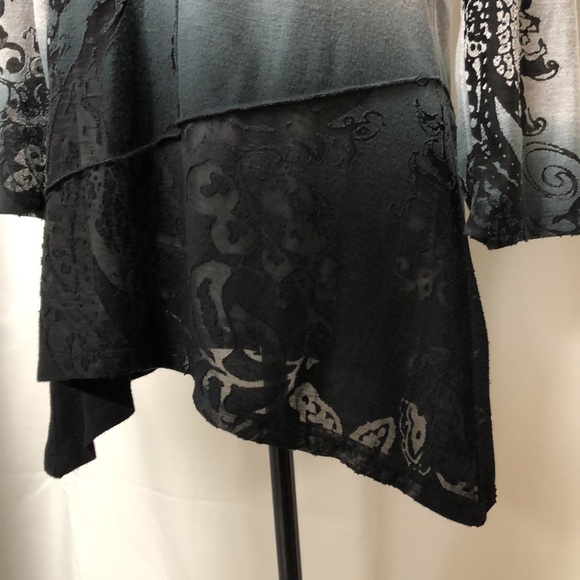 Cativa From Bellissima Tunic Top - Picture 3 of 11